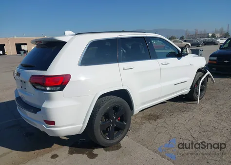 2015 Jeep Grand Cherokee Altitude z USA, uszkodzony, nr VIN 1C4RJFAG7FC877174